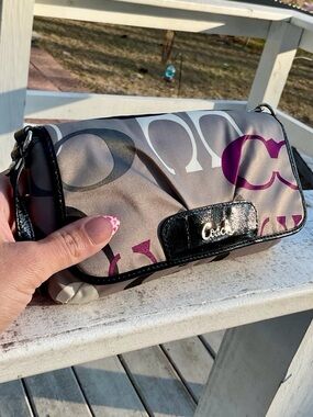 Elegant!Coach Gray and Purple Signature Logo purse/wallet NWT